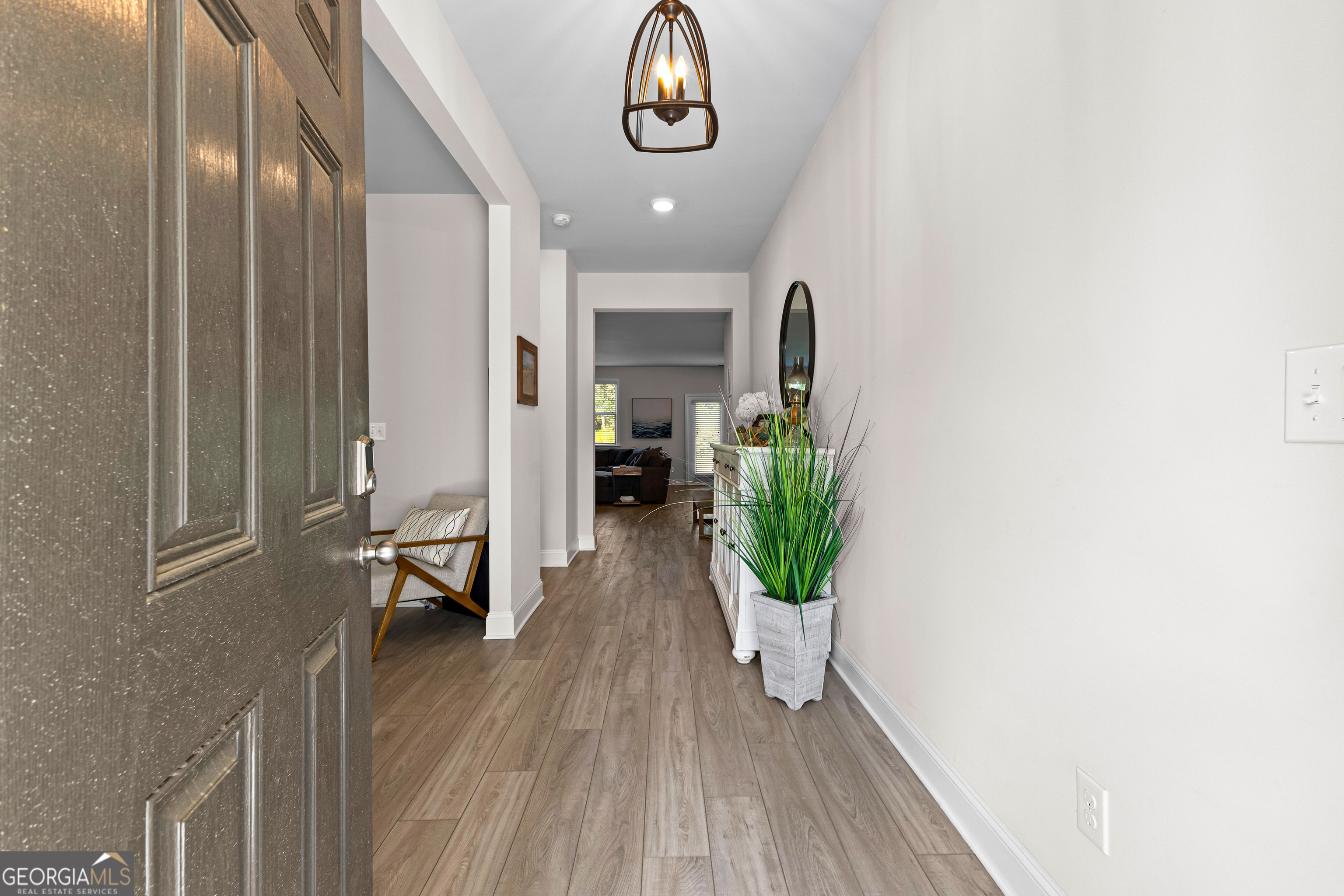 416 Kinross LN