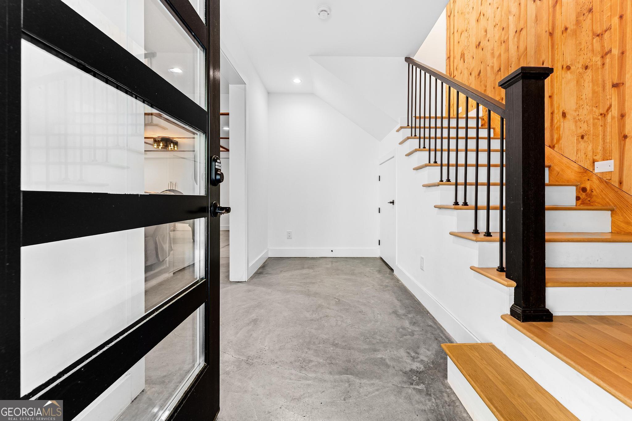 150 Clarice LN