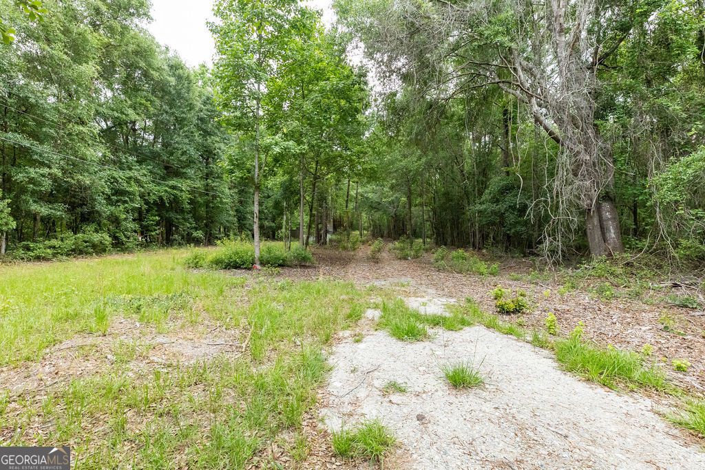 695 Log Landing RD