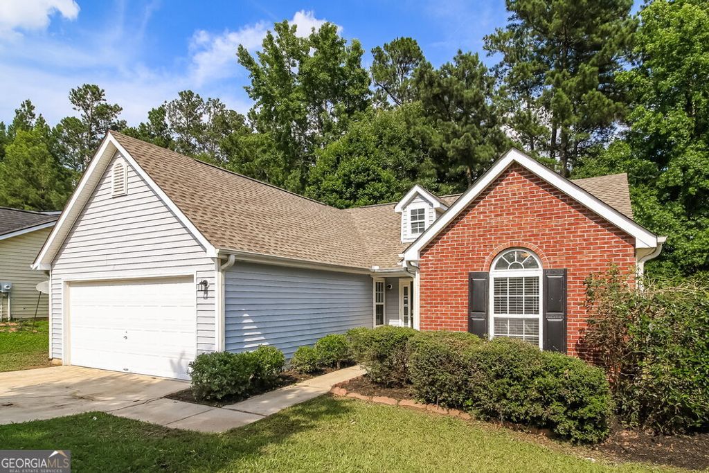 Photo of 154 Fairhaven Trail, Fairburn, GA 30213 (MLS # 10795994)