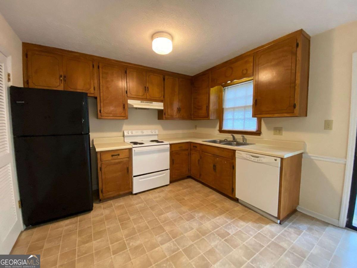 171 Highland Park DR
