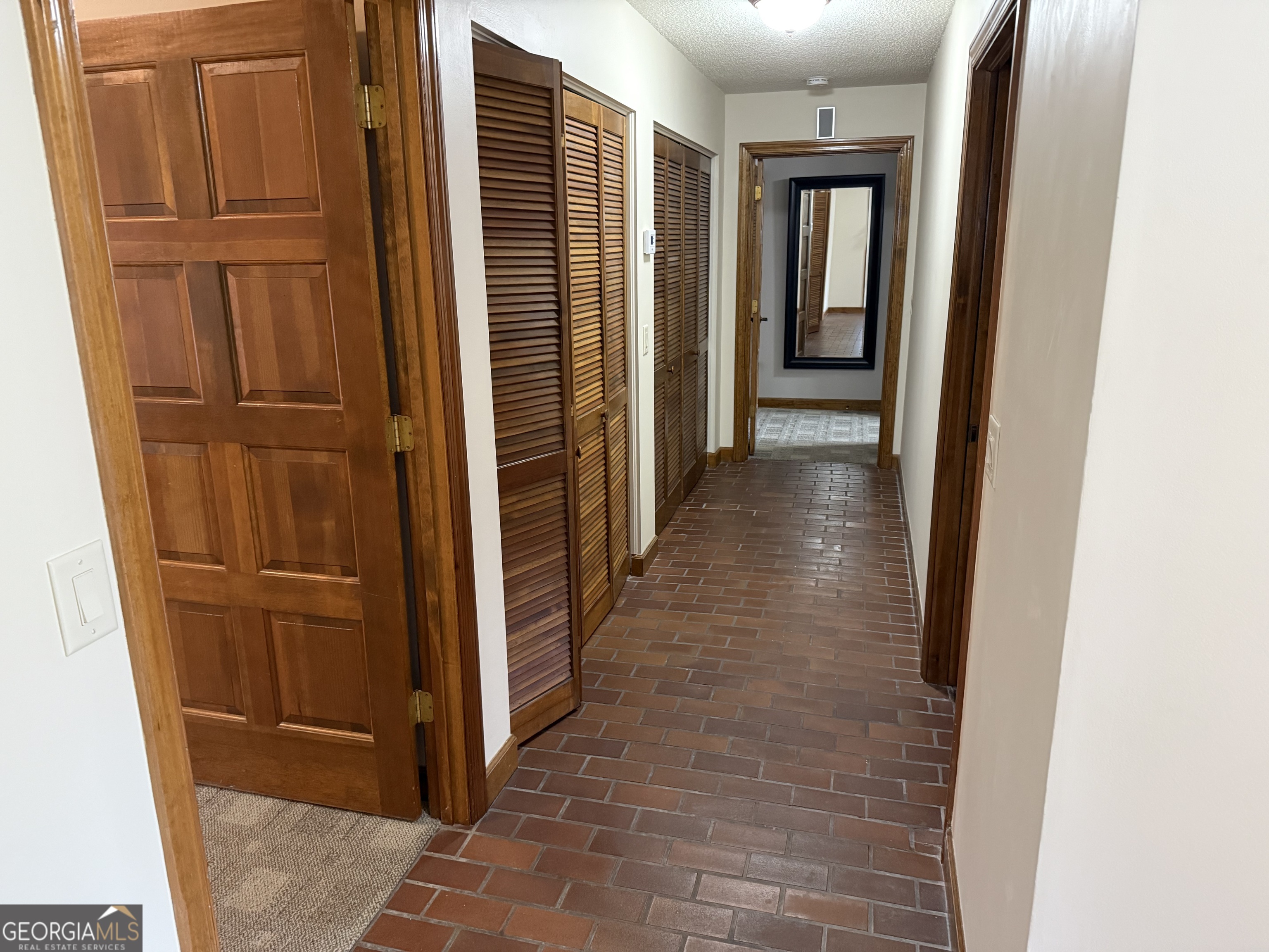 62 Sun Valley CIR 7002