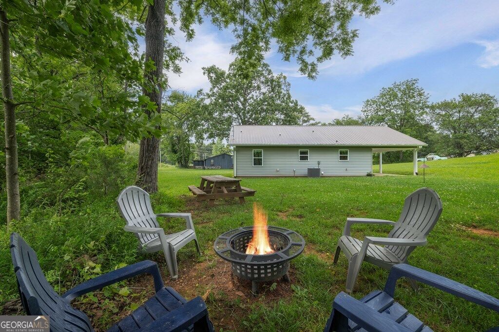 121 Old Hwy 5