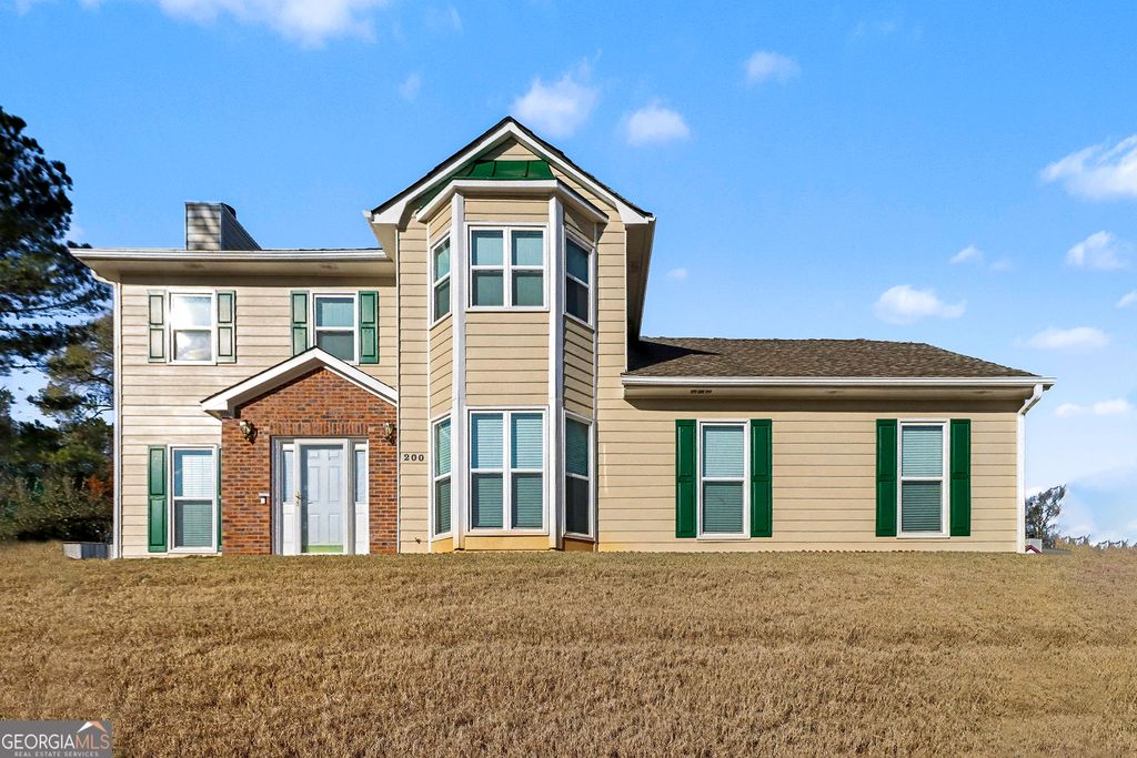 Photo of 200 Weatherly Drive, Fayetteville, GA 30214 (MLS # 10661968)