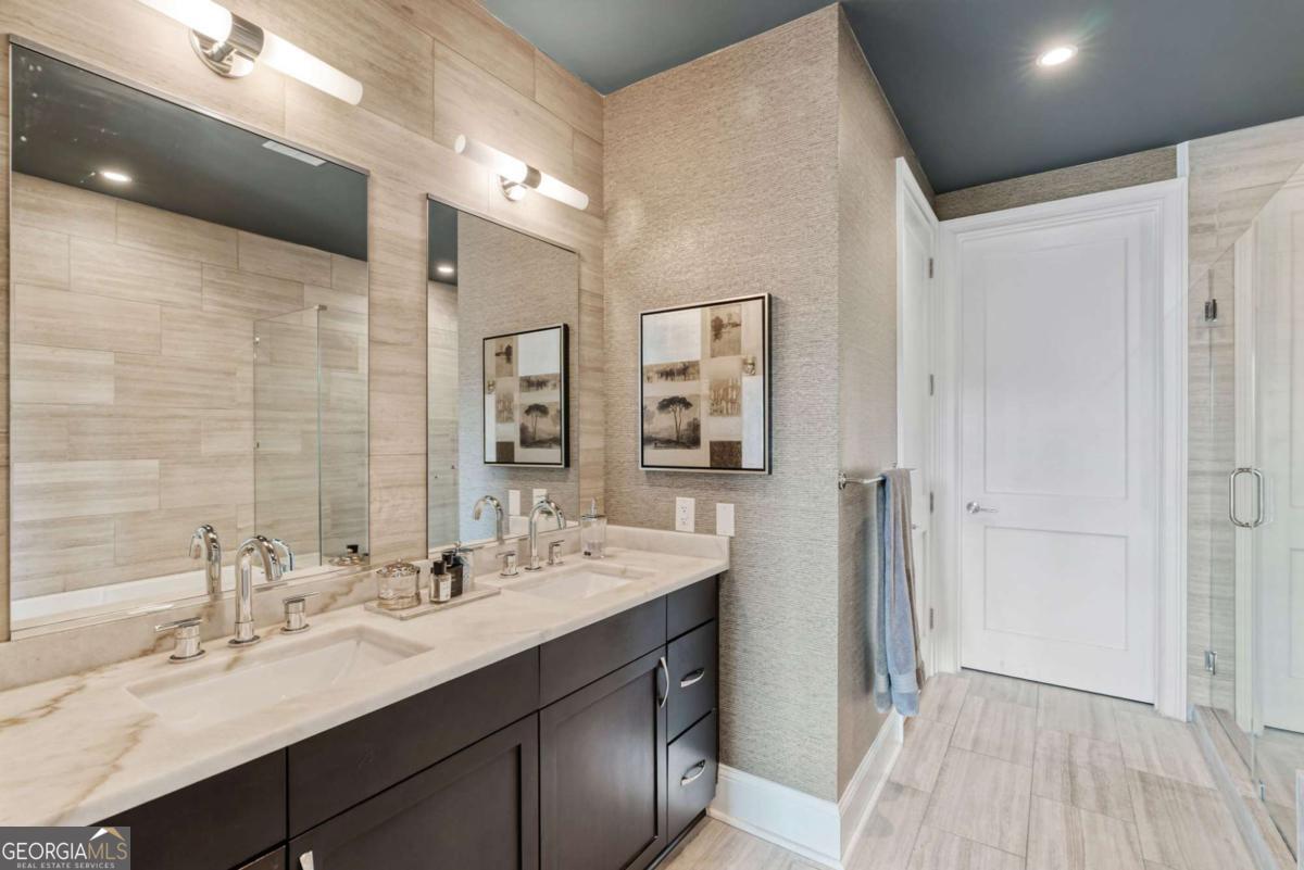 Alpharetta Lofts - Residential