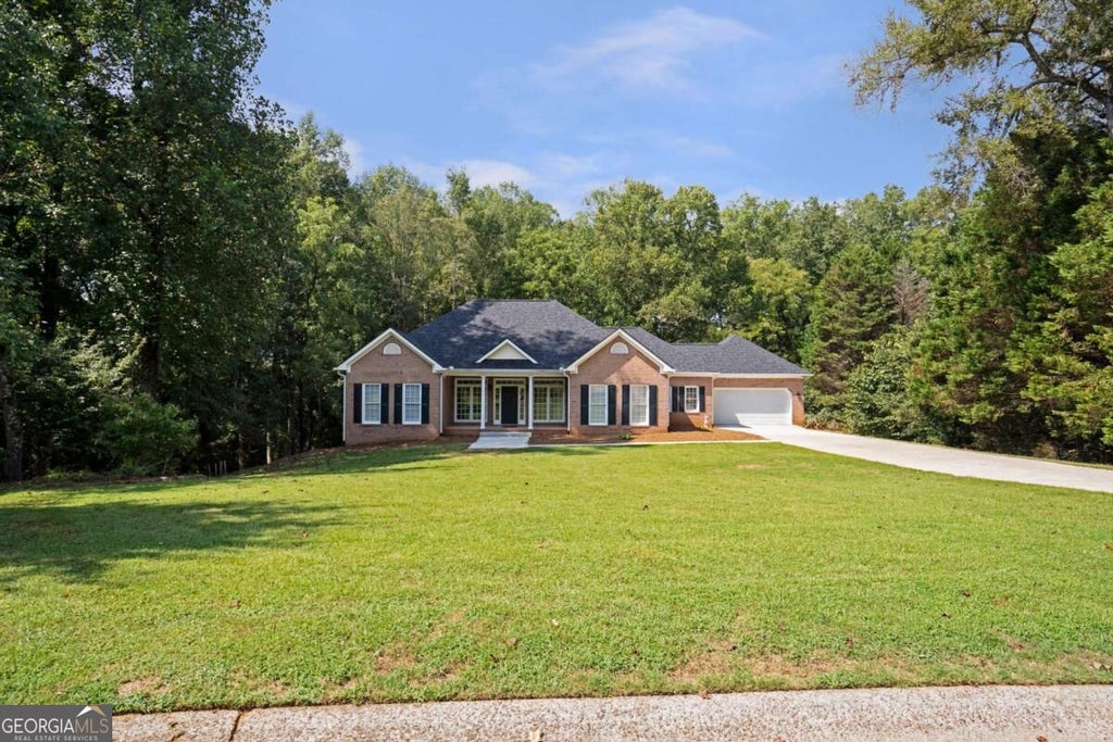 Photo of 759 stoneview Drive, Hoschton, GA 30548 (MLS # 10853302)