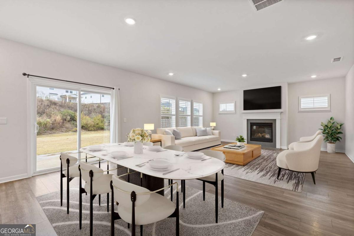 6039 Hickory Creek CT