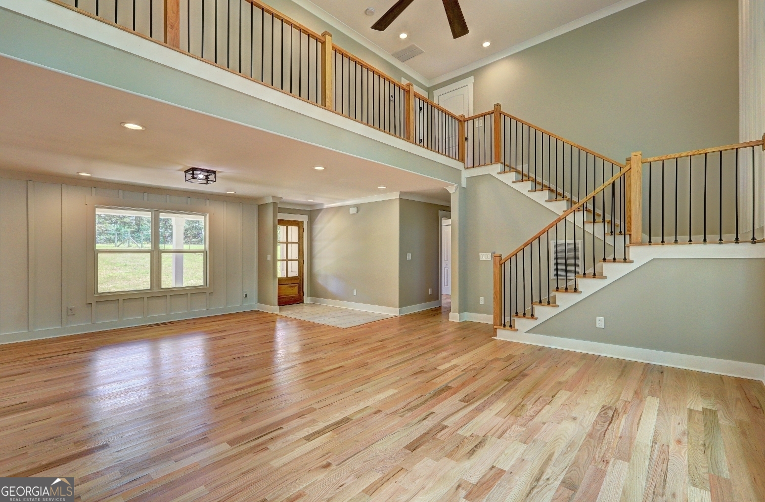 375 Foster DR