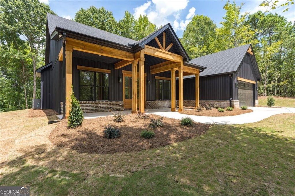 Photo of 1273 English Road, Forsyth, GA 31029 (MLS # 10822136)