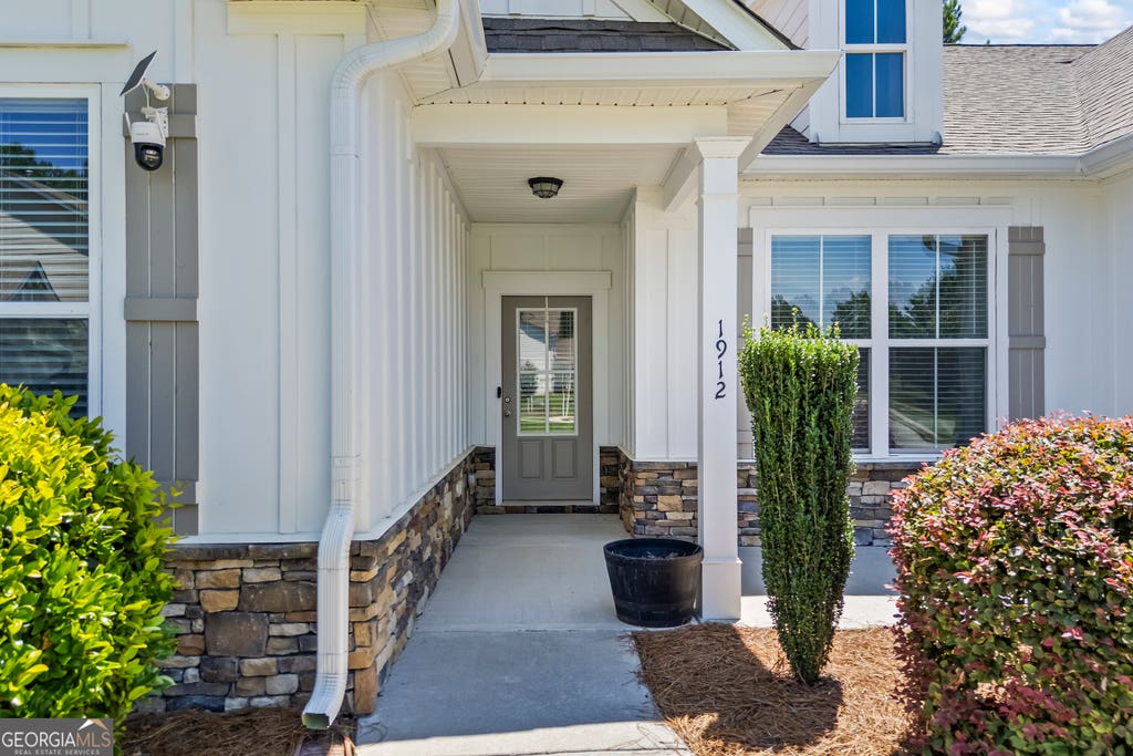 Photo of 1912 Hymer Court, Monroe, GA 30656 (MLS # 10786194)