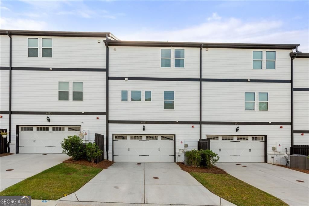 Photo of 6117 Ogeechee Road SE, Smyrna, GA 30126 (MLS # 10711720)