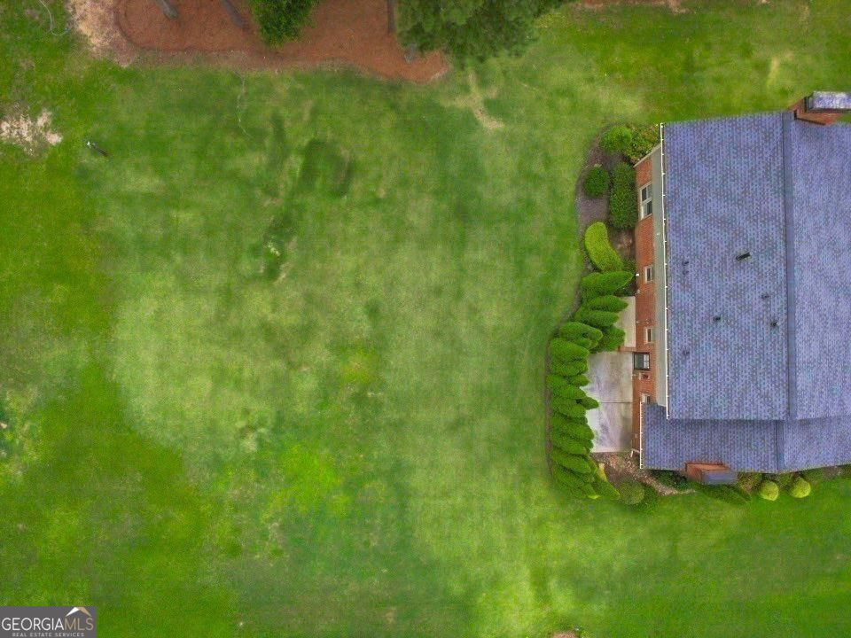 647 Shannon Green Circle