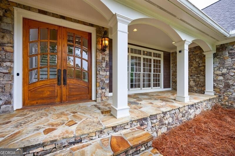 7 Hogan LN NW
