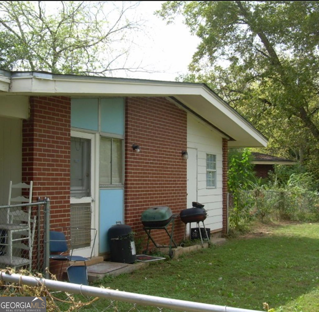 1980 S Riverview CIR