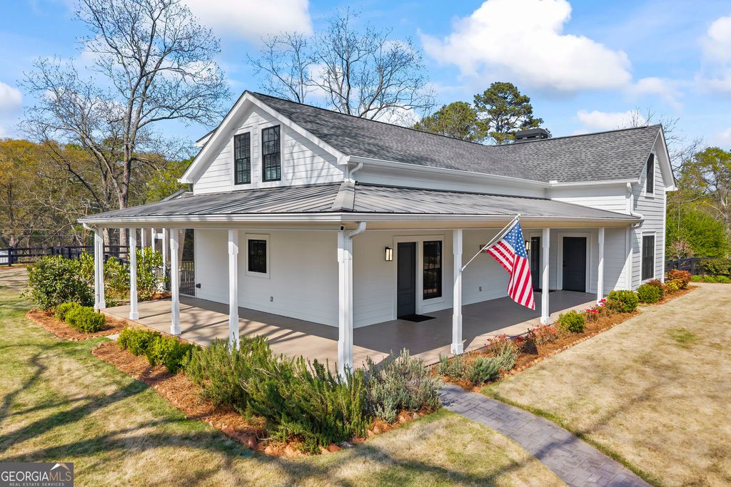 Photo of 82 Childs Street, Martin, GA 30557 (MLS # 10723084)