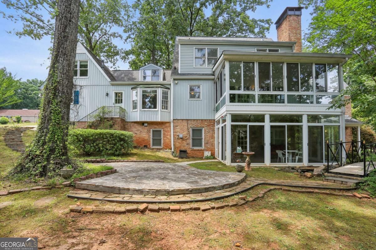 5622 Williamsburg DR