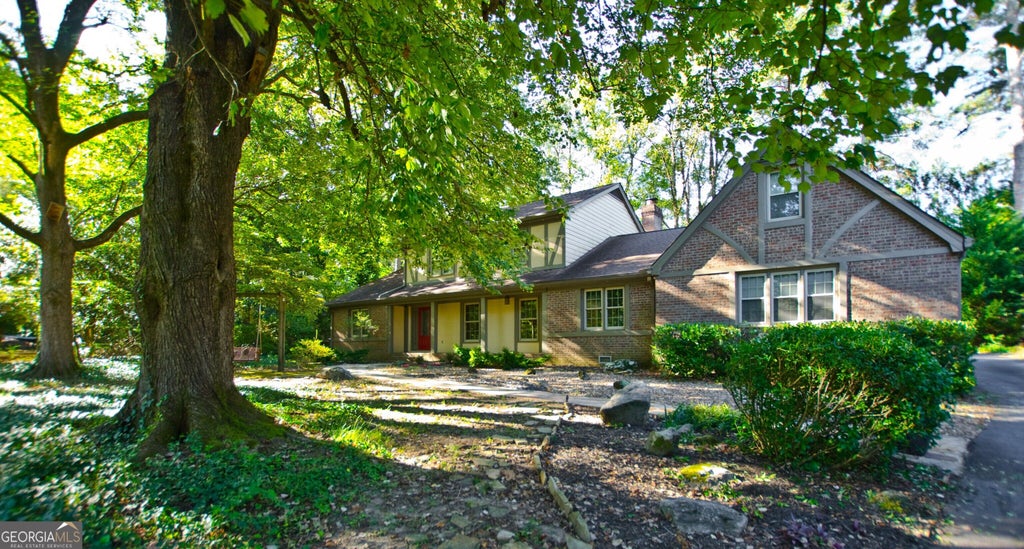 Photo of 2065 Renault Lane, Atlanta, GA 30345 (MLS # 10855137)