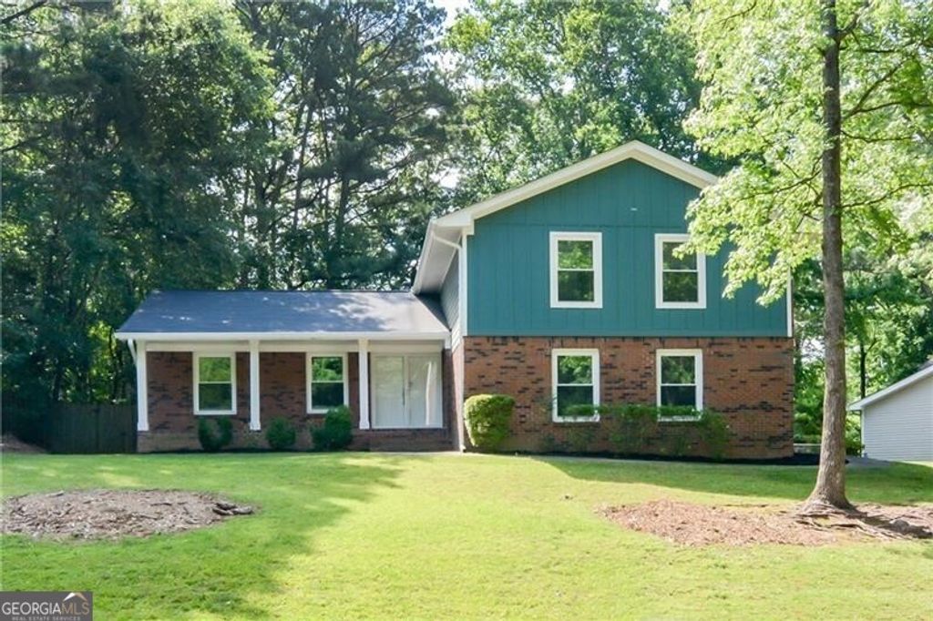 Photo of 140 Ansley Court, Roswell, GA 30076 (MLS # 10771545)