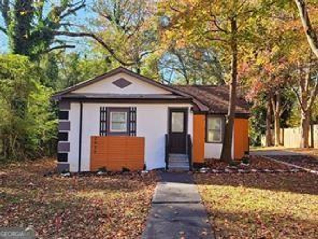 Photo of 2977 5th Street SW, Atlanta, GA 30315 (MLS # 10654501)