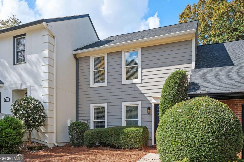 Photo of 2103 Kristen Court SE, Smyrna, GA 30080 (MLS # 10661497)