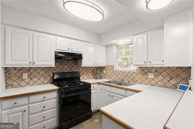 573 Picketts Bend CT