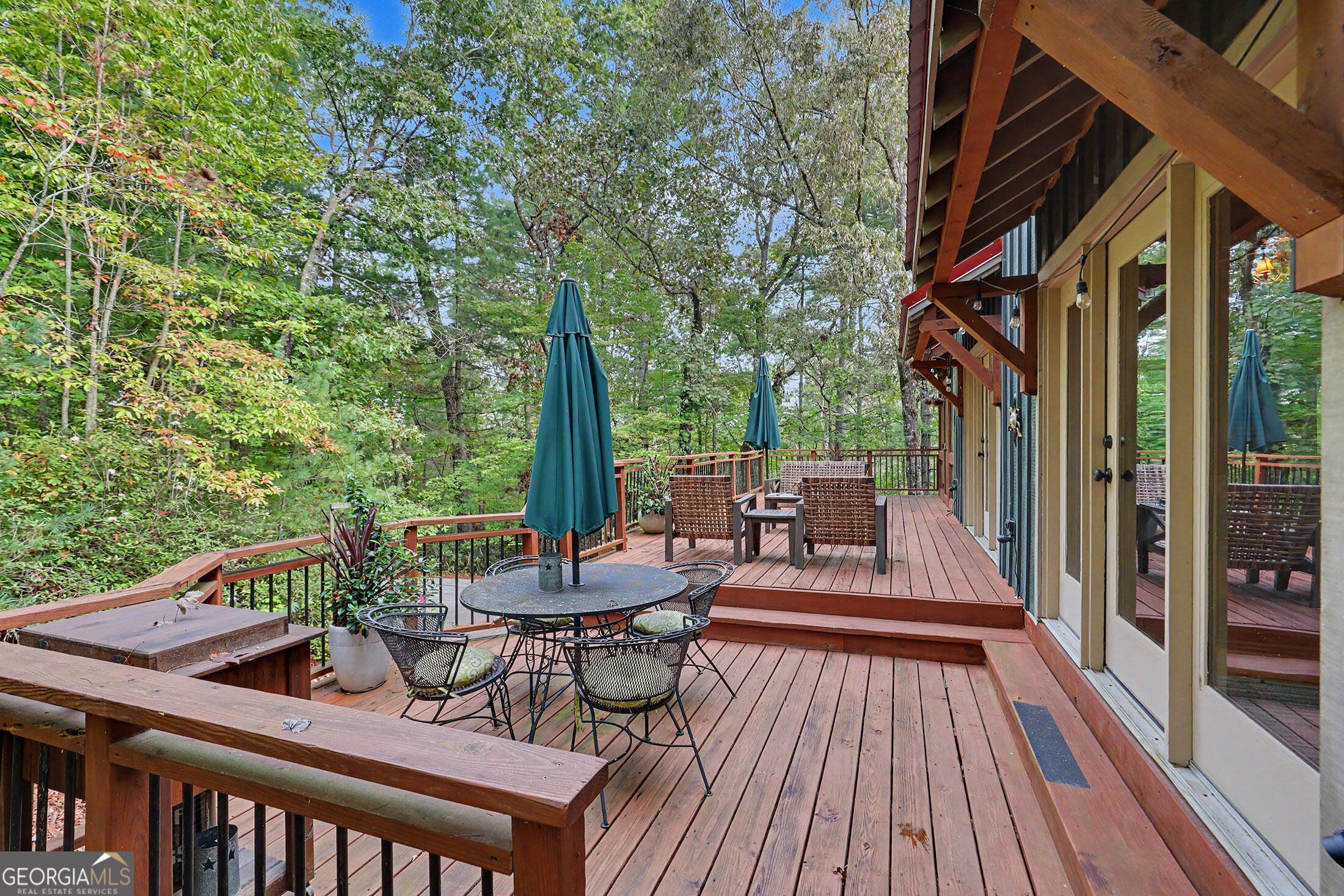 79 Beachside LN