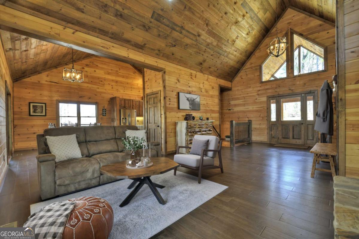 658 Highland Gap