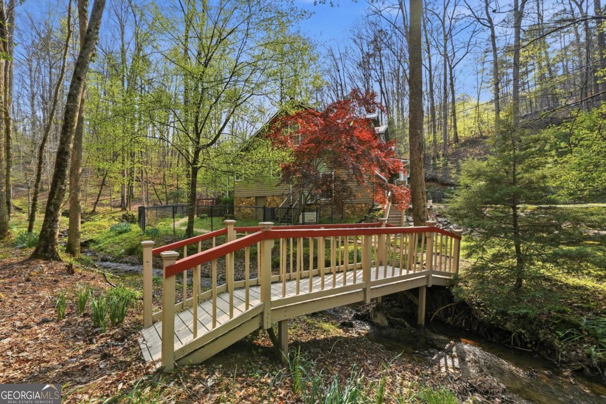 434 Lemmon DR 384,373,4,