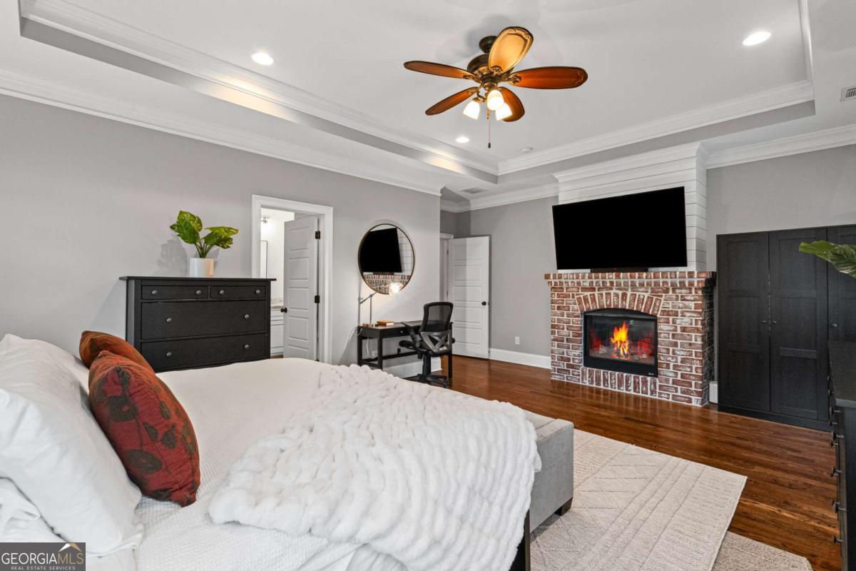 18 Starlight DR