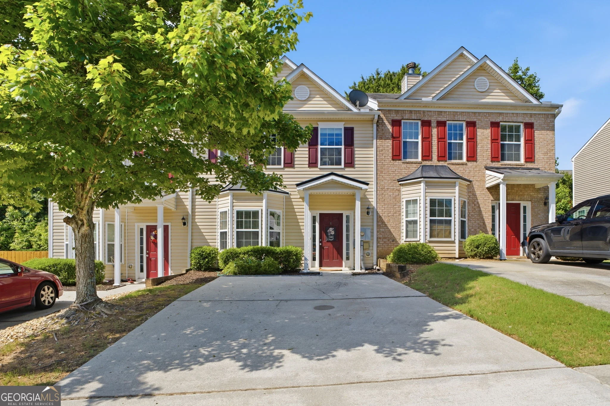 5216 Birch Court