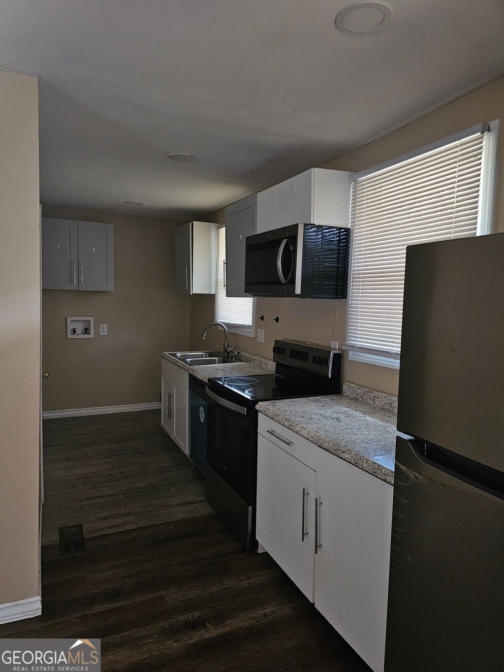 Photo of 203 Vienna Circle, Fort Valley, GA 31030 (MLS # 10736952)