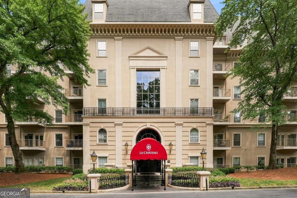 Photo of 2865 Lenox Road NE #210, Atlanta, GA 30324 (MLS # 10826967)