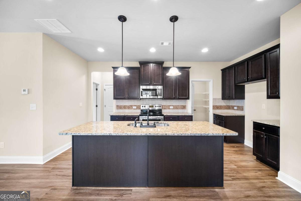 2373 Aukerman TRCE 83