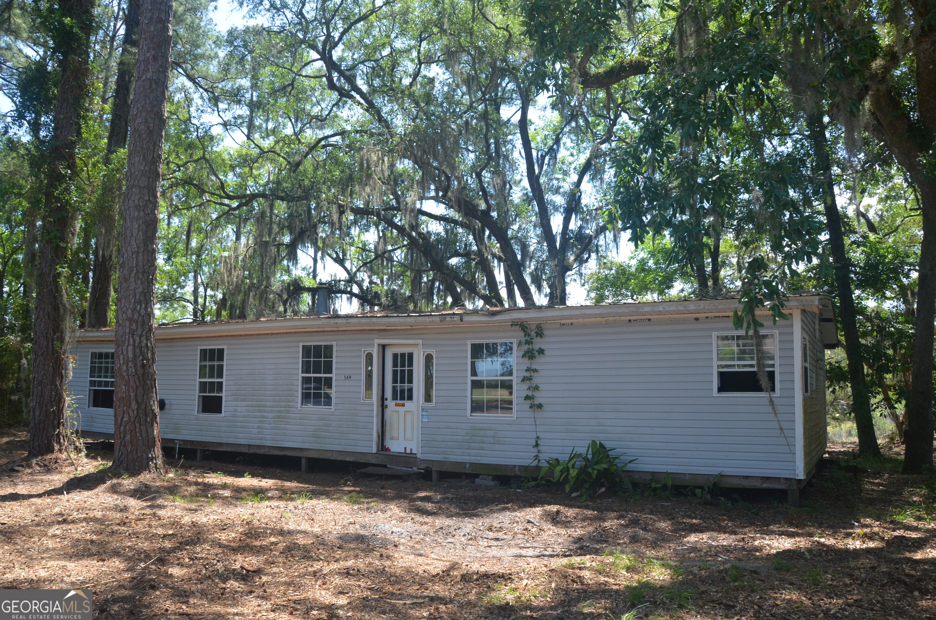 569 Crooked River DR