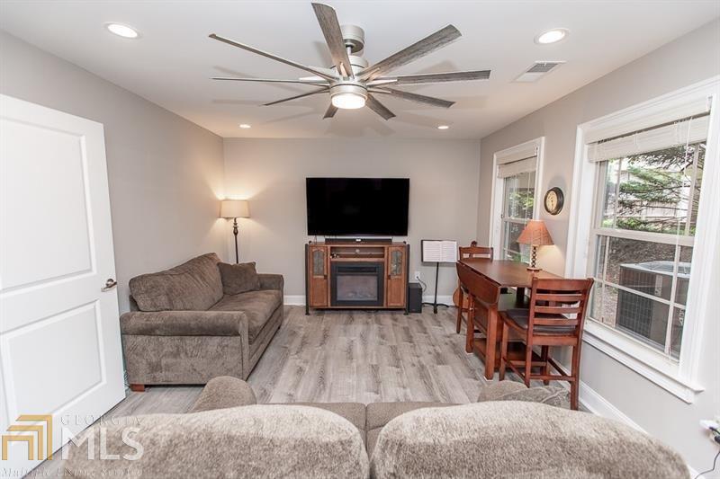 Johns Creek Walk - Residential
