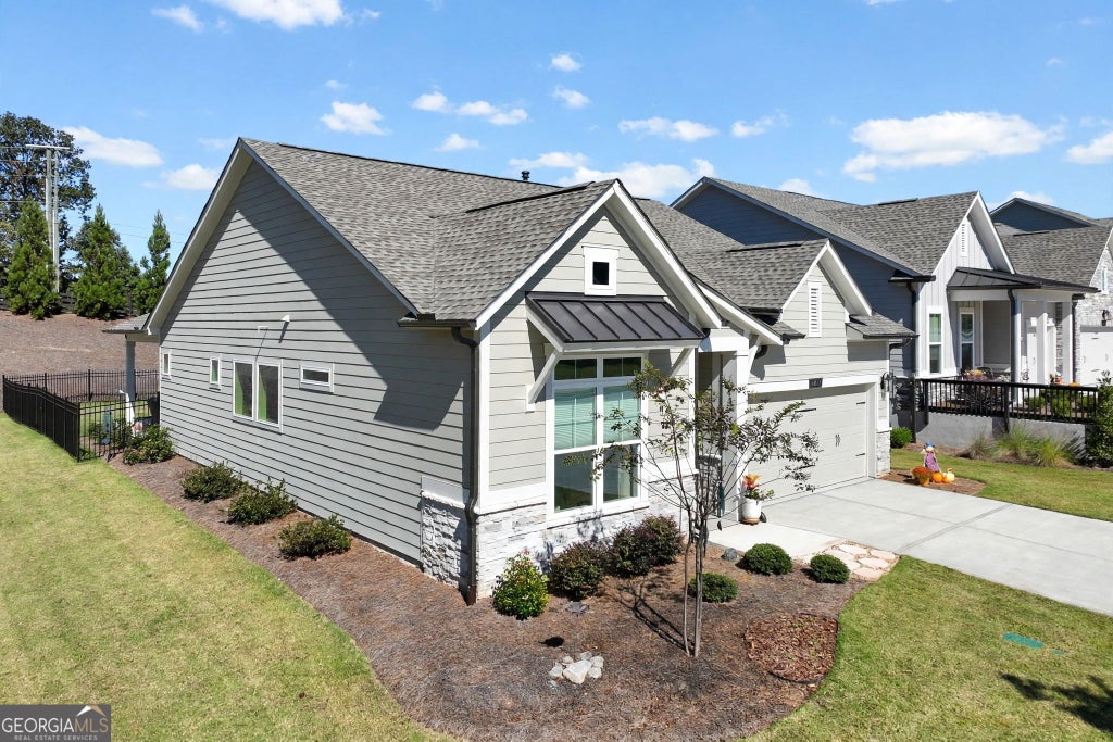 Photo of 6805 Bungalow Road, Flowery Branch, GA 30542 (MLS # 10878641)