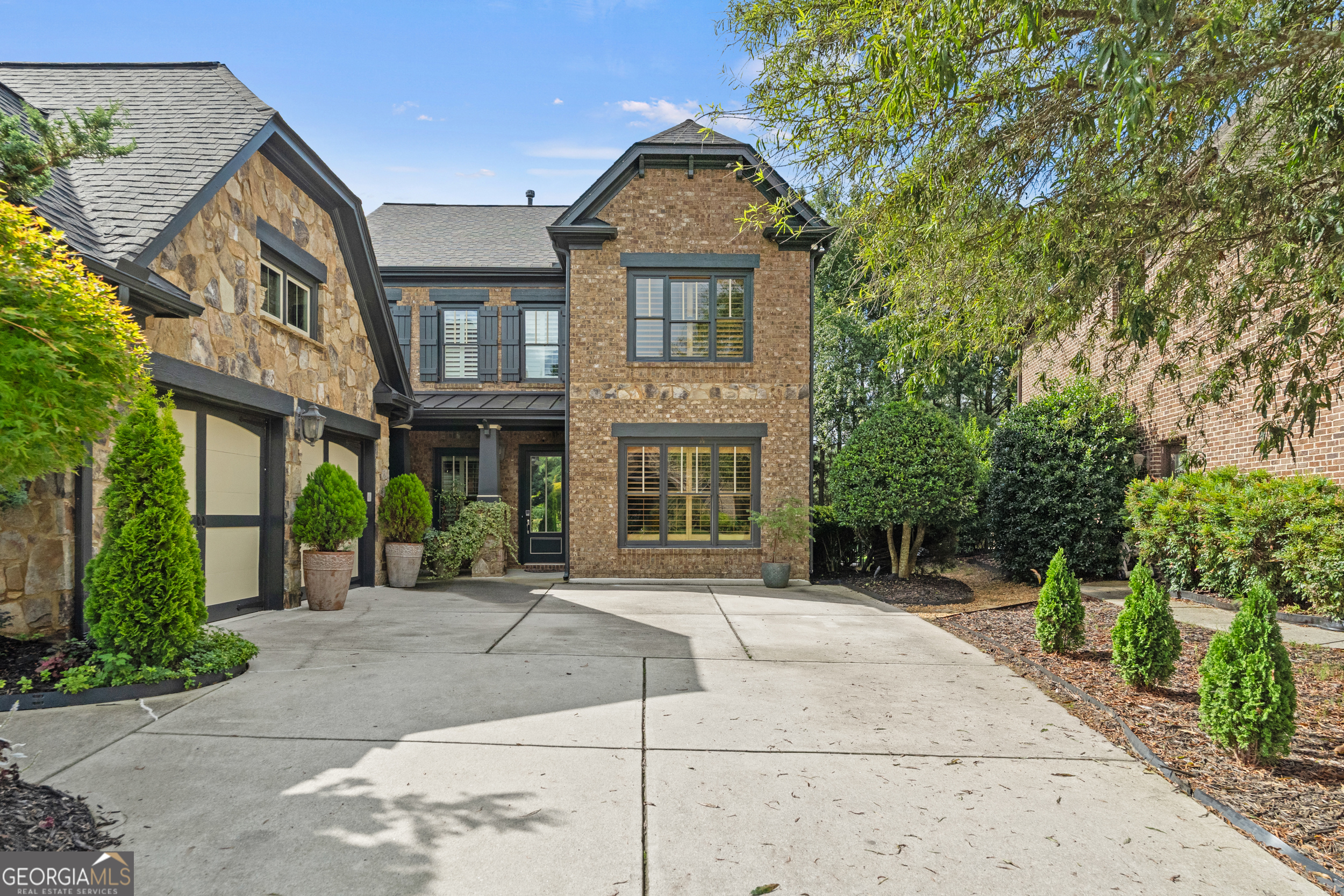 5030 Habersham Hills DR