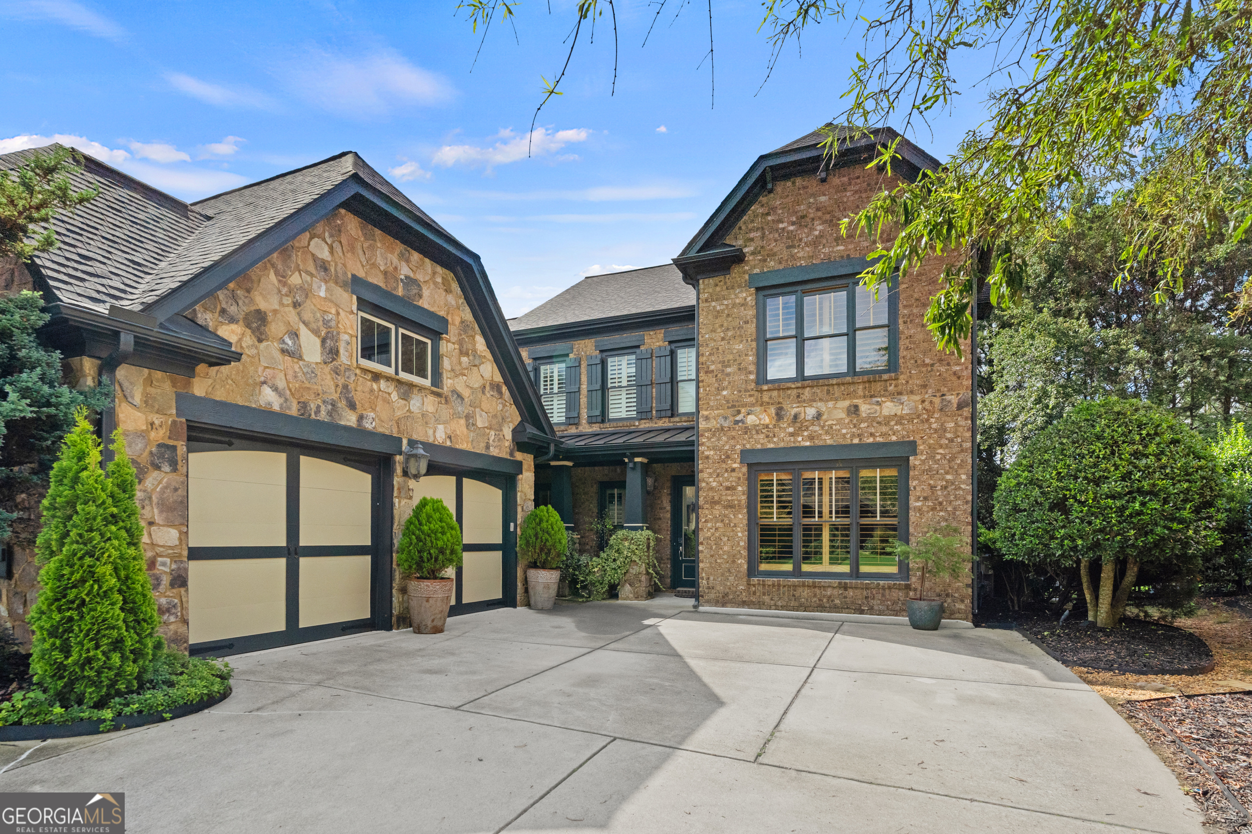 5030 Habersham Hills DR