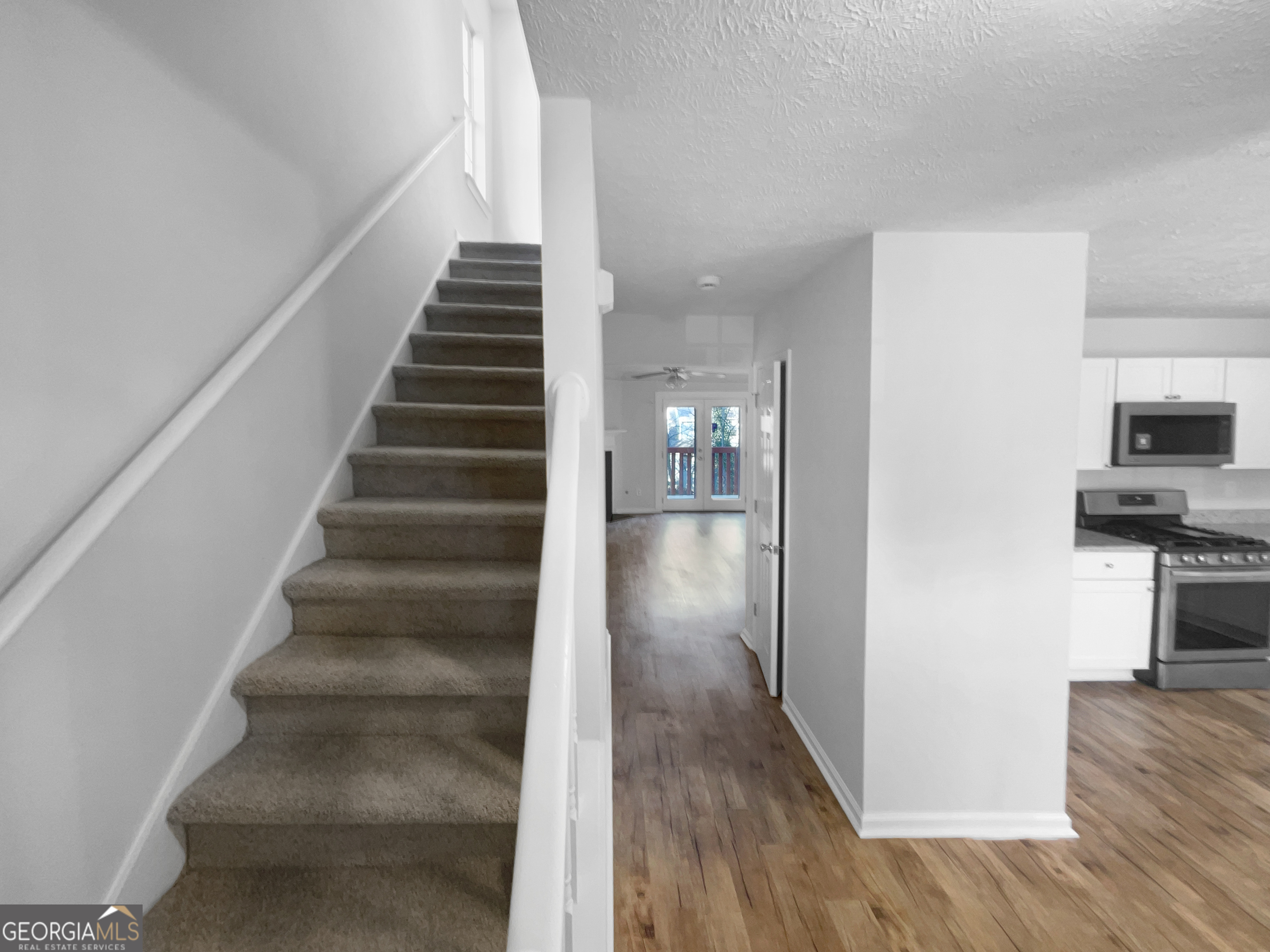BARRINGTON HILLS SUB UN THREE - Residential