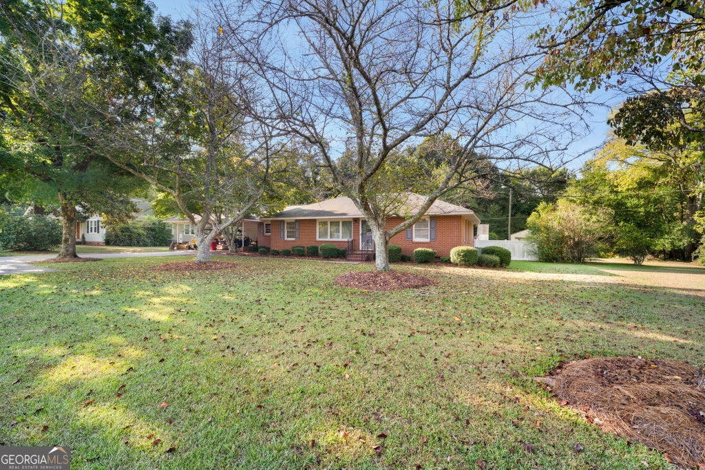 Photo of 813 W Church Street, Sandersville, GA 31082 (MLS # 10841636)