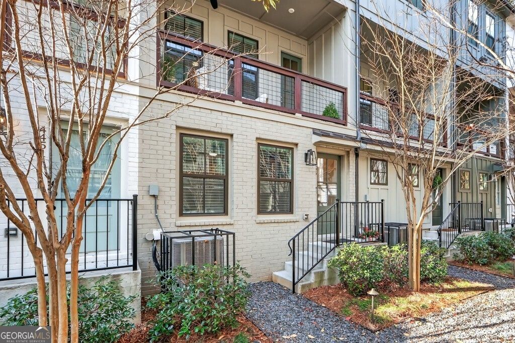 Photo of 4455 Dandelion Lane, Atlanta, GA 30342 (MLS # 10657182)