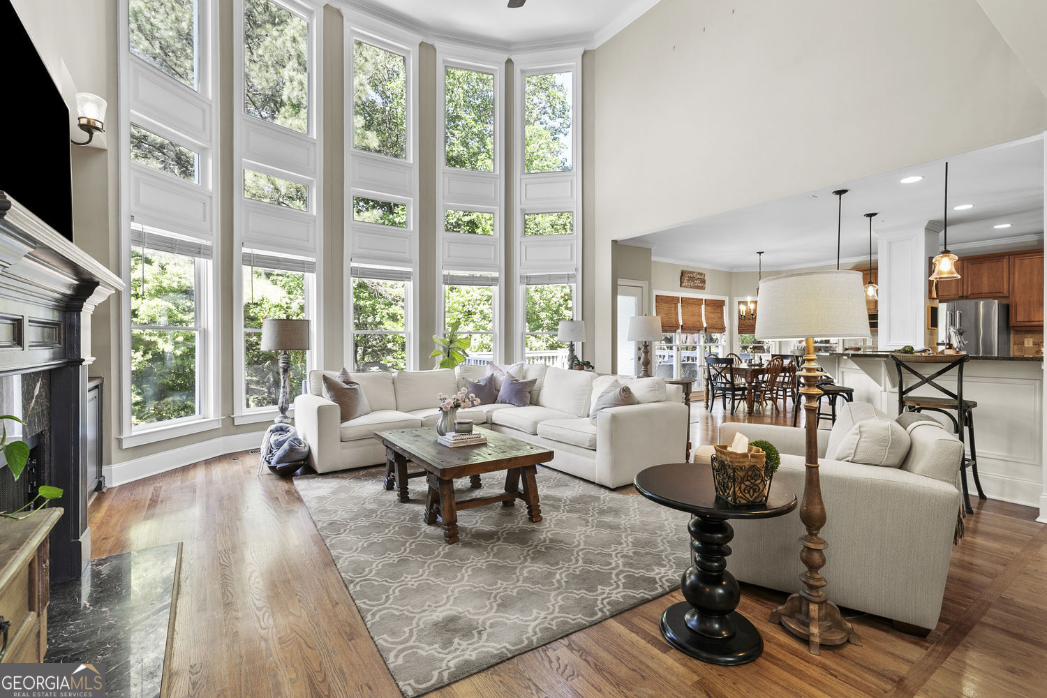 2461 Floral Valley DR
