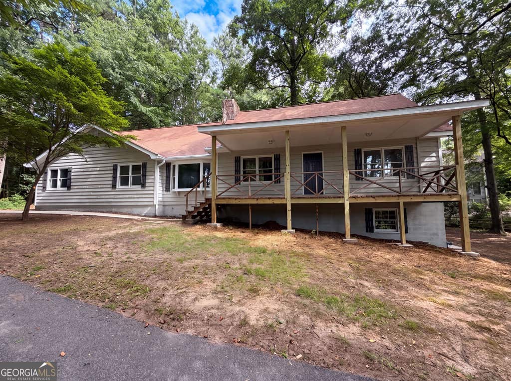 Photo of 3005 Country Walk Drive, Powder Springs, GA 30127 (MLS # 10819282)