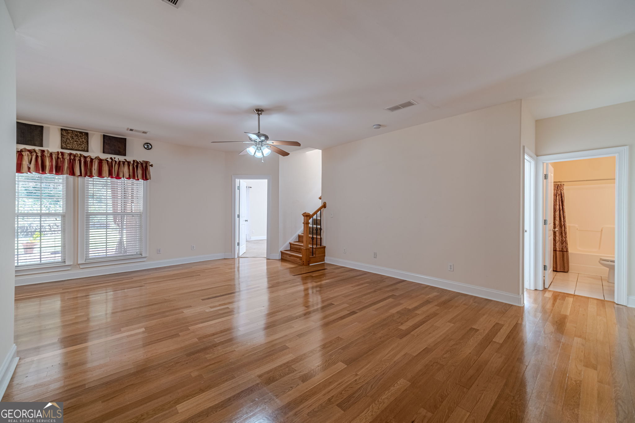 Huntington Cove - Residential