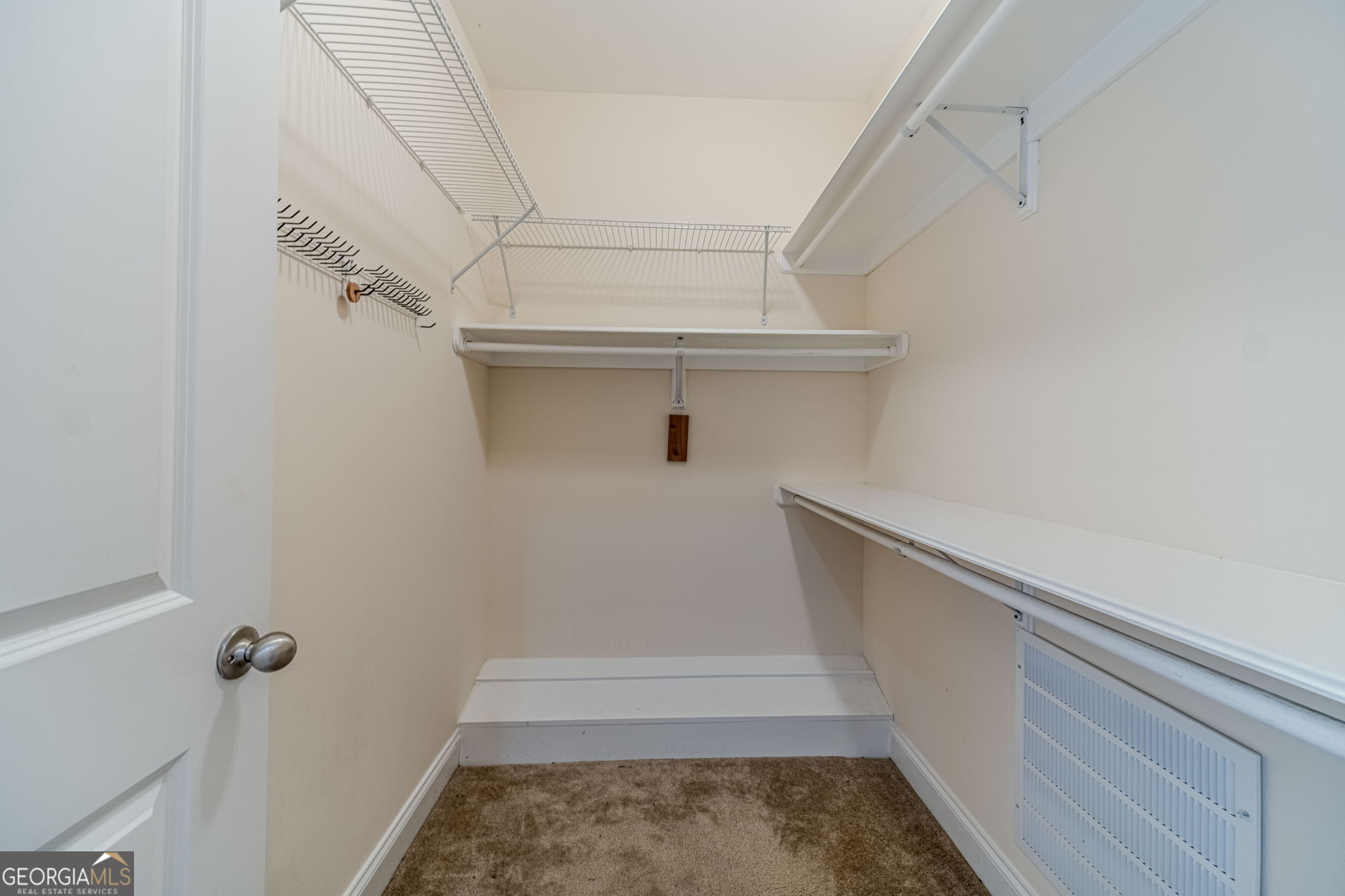 Huntington Cove - Residential