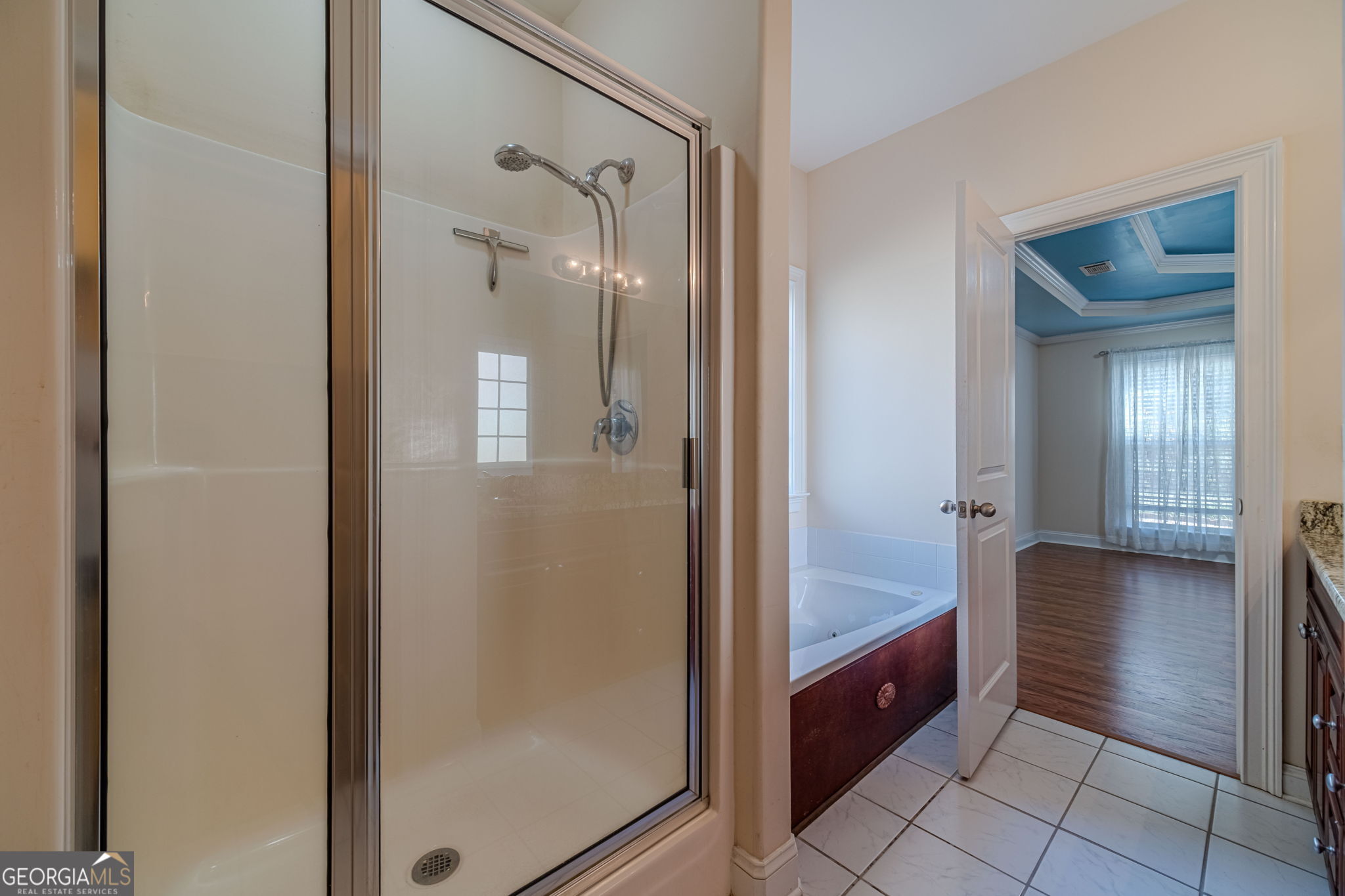 Huntington Cove - Residential