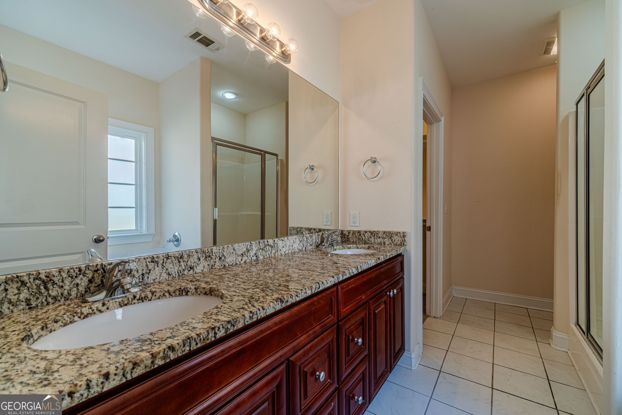 Huntington Cove - Residential