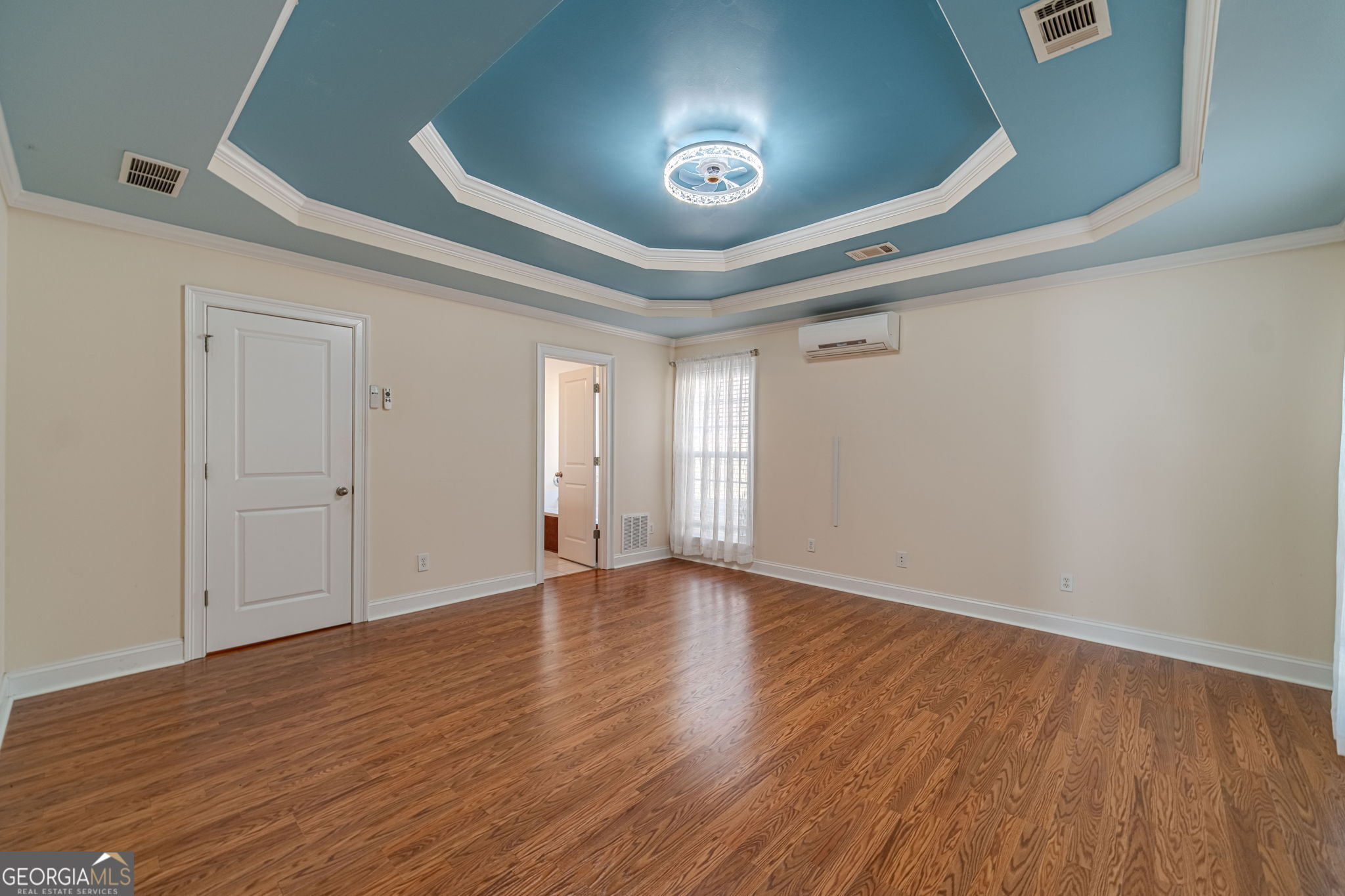 Huntington Cove - Residential