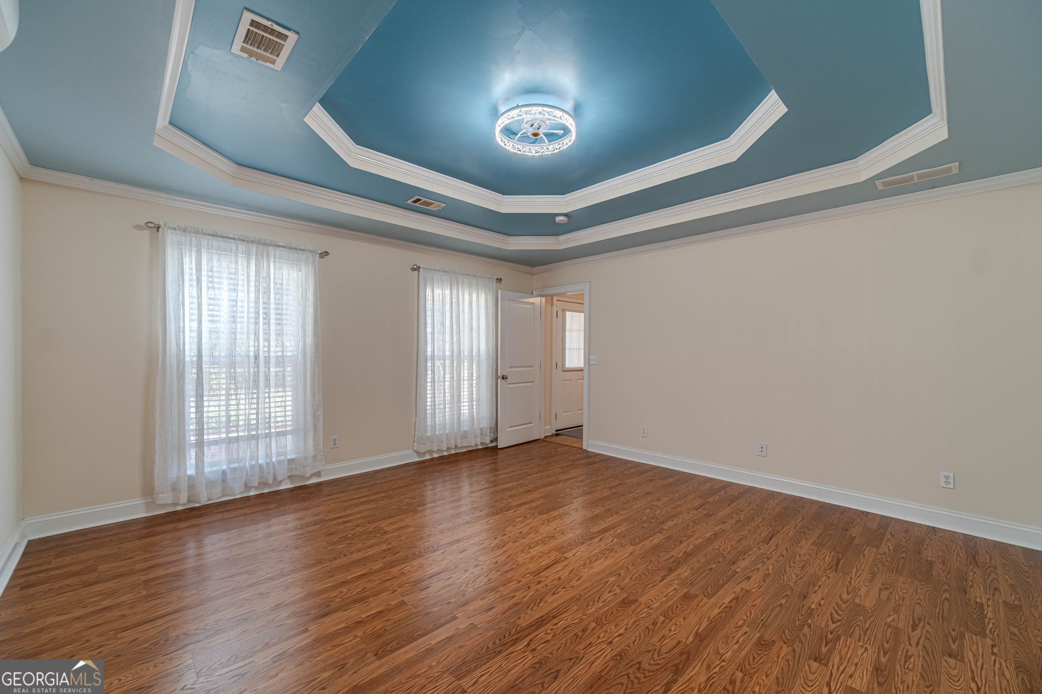 Huntington Cove - Residential