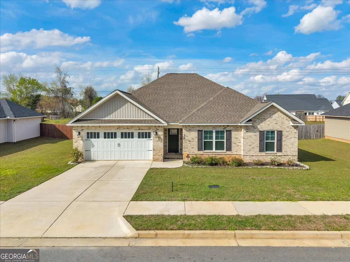 629 Broderick Circle